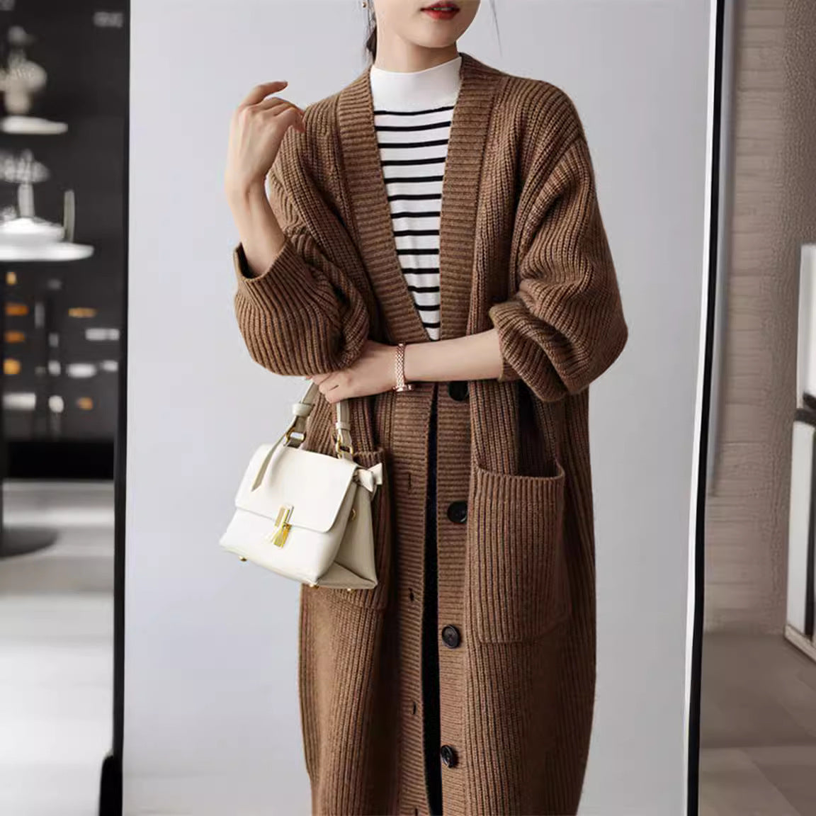 Damen Strickcardigan Großzügig Geschnitten Mit Taschen Dekorativer