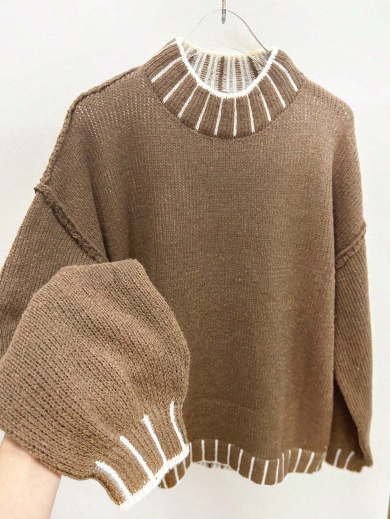 Damen Strickpullover Hohler Kragen Anpassbare Ärmel Grau Eveloria