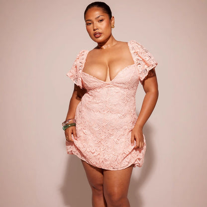 Damen Spitzenkleid V-Ausschnitt mit Voluminösen Ärmeln Eveloria
