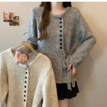 Damen Strickjacke mit Bindeband und Knöpfen Schwarz - Eveloria