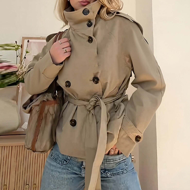 Damen Langjacke mit hohem Kragen und Gürtel Eveloria