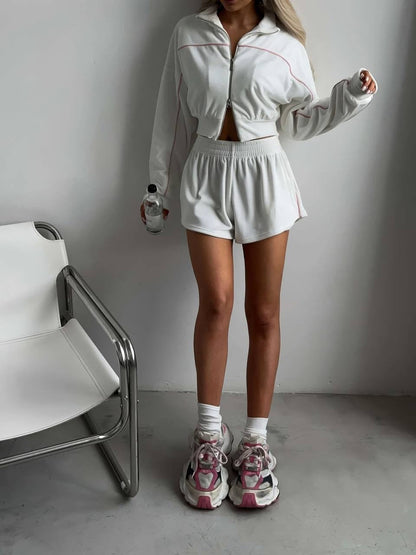 Damen Sportliches Oversized-Set mit Shorts und lockerer Jacke