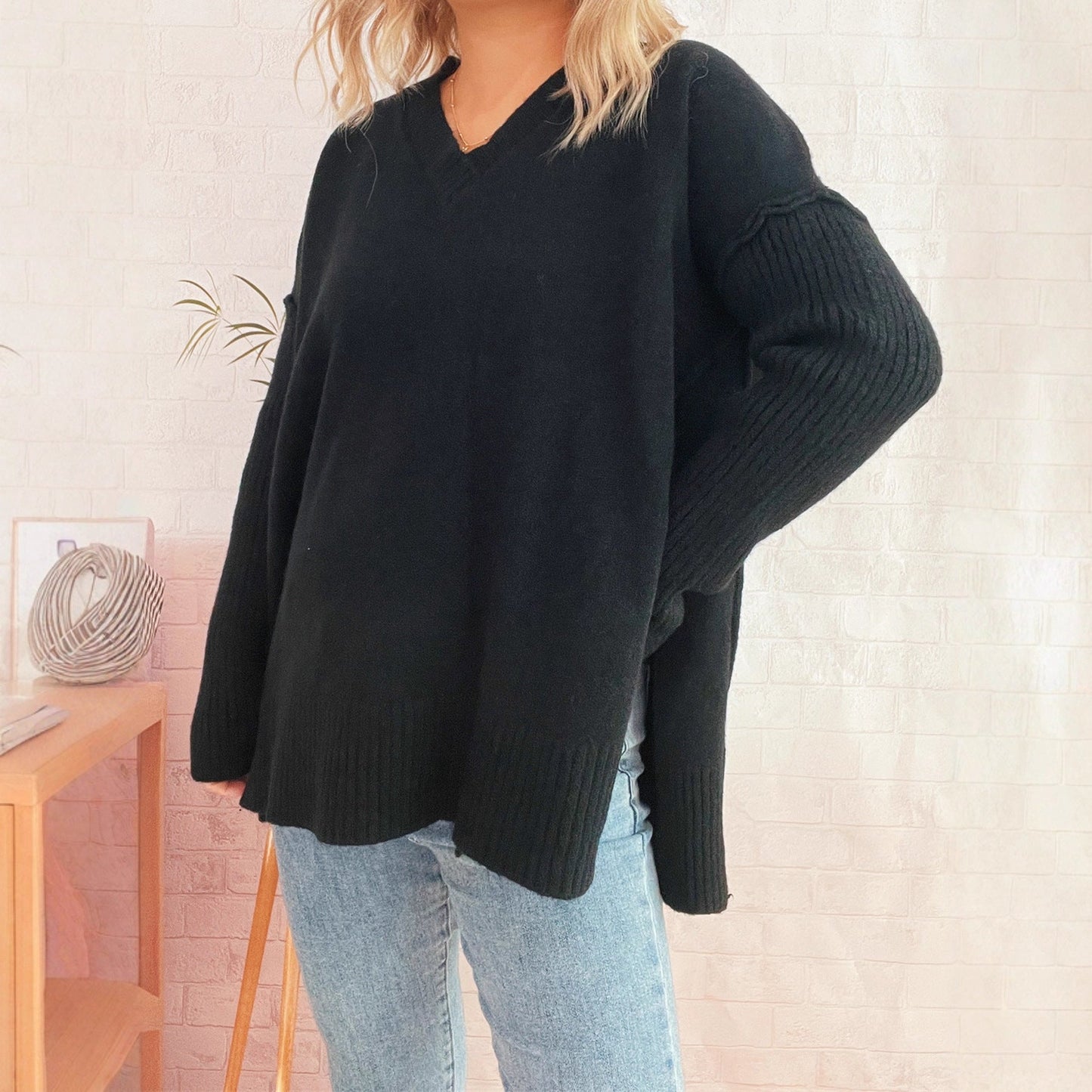 Damen Pullover V-Ausschnitt Strukturierte Ärmel Weites Design