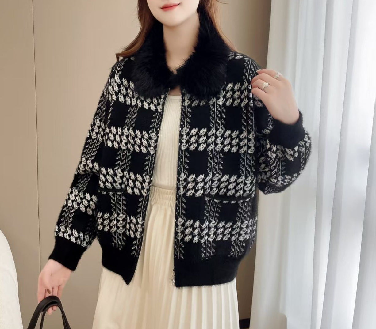 Damen Strickjacke mit Kunstfellkragen Eveloria