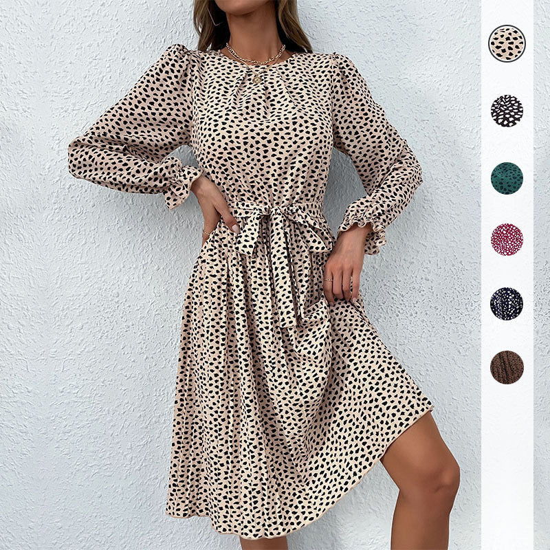 Damen Midi-Kleid Nostalgisches Design Modern Eveloria - Eveloria