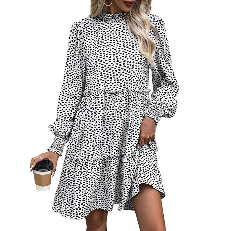 Damen Midi-Kleid Rüschendetails Langer Arm Eveloria