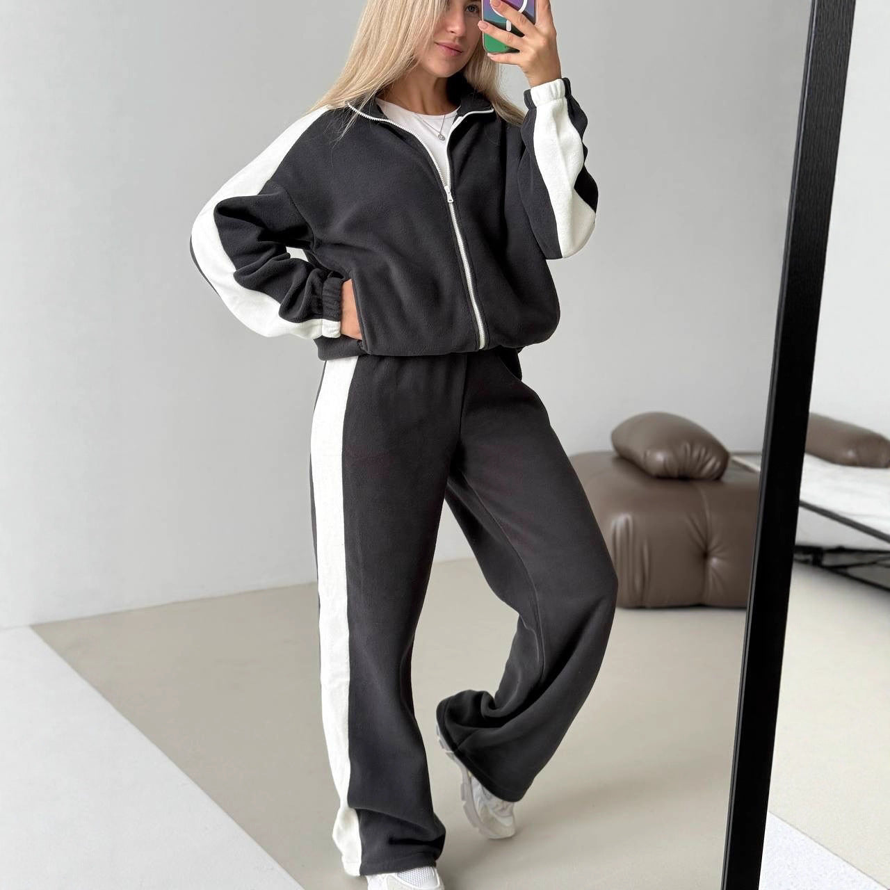 Damen Fleece-Jogginganzug Sportlich Mit Streifen Hocher Kragen