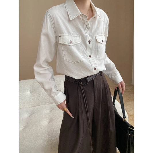 Damen Overshirt Bluse aus Baumwolle mit Brusttaschen und Eleganz - Eveloria