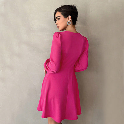 Damen Minikleid V-Ausschnitt Puffärmel Eveloria