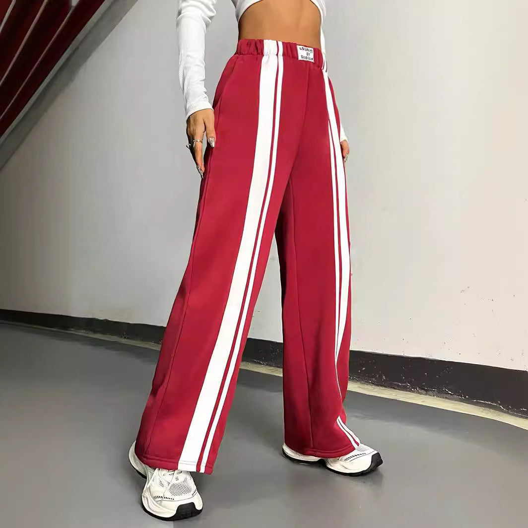 Damen Trainingshose Moderner Schnitt Mit Streifen Eveloria