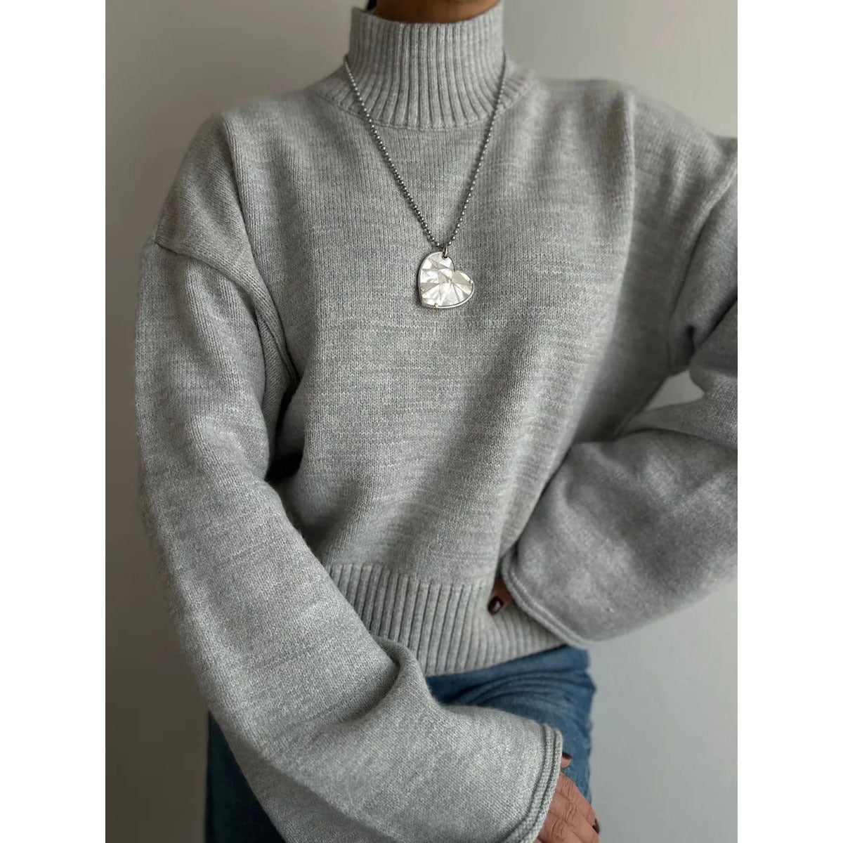 Damen Pullover Grobstrick Stehkragen Voluminöse Ärmel Eveloria