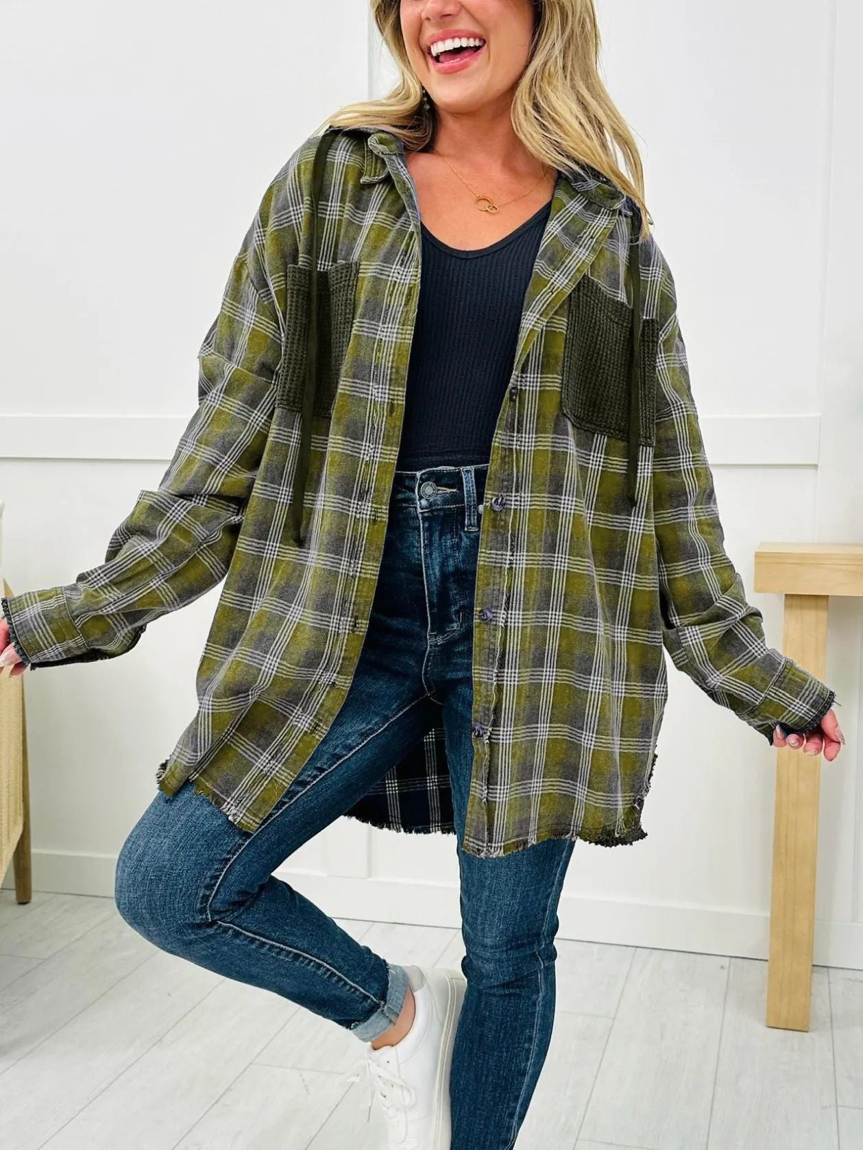 Damen Karo-Hemdjacke Oversized mit Fransen Details Braun