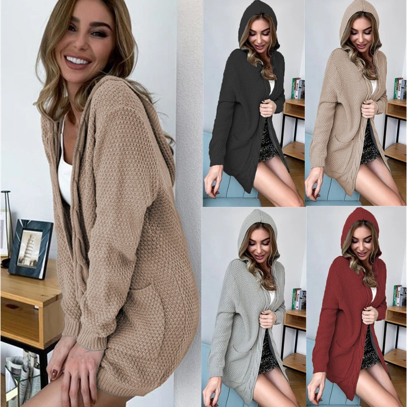 Damen Strickjacke mit Kapuze und großen Taschen - Eveloria