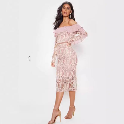 Damen Off-Shoulder Spitzenkleid Rüschendetails Figurbetont
