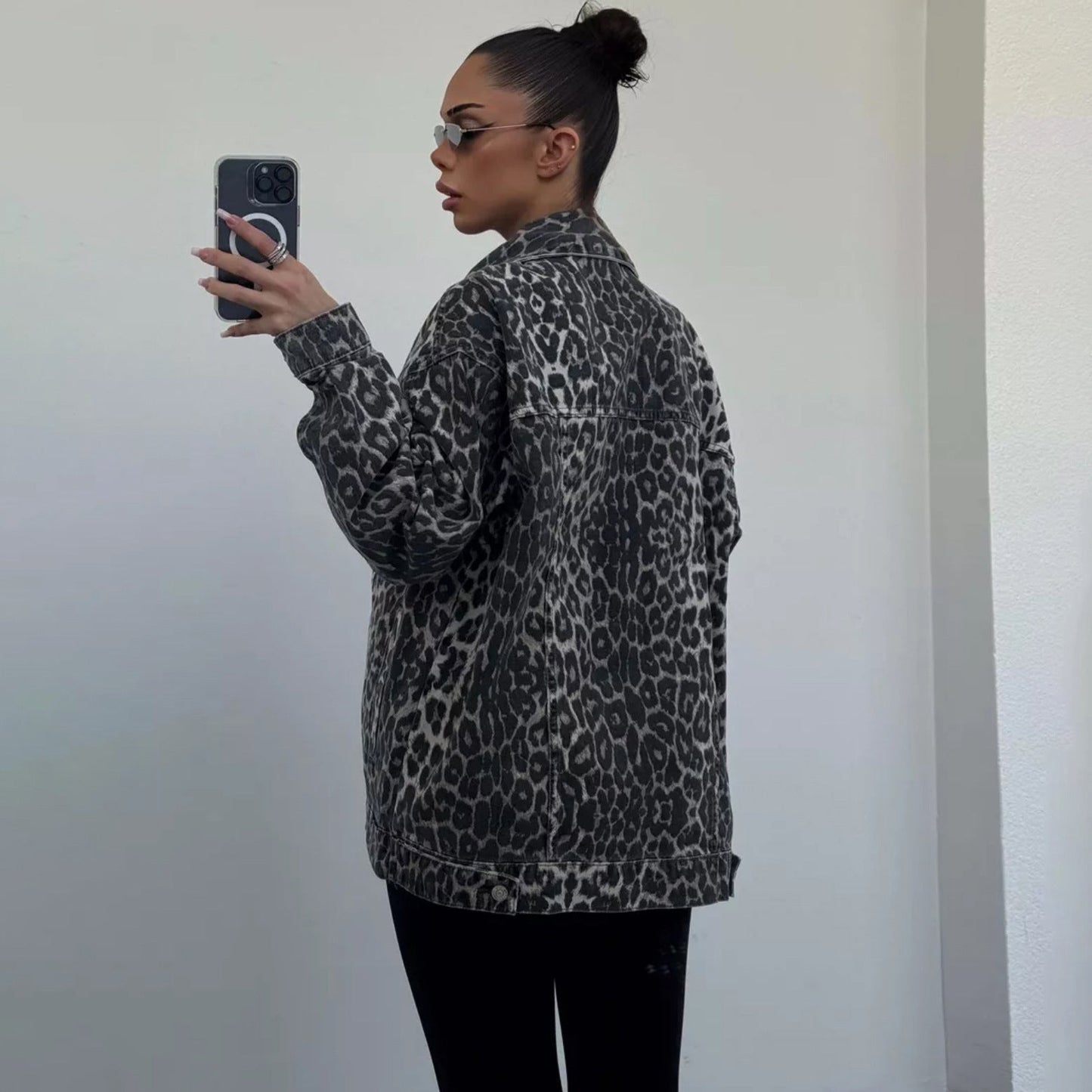 Damen Oversized Jeansjacke Leopardenmuster
