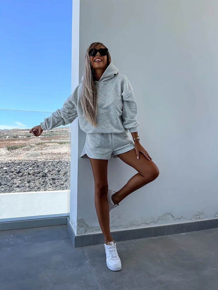 Damen Hoodie Kurz Shorts Minimalistisch Eveloria