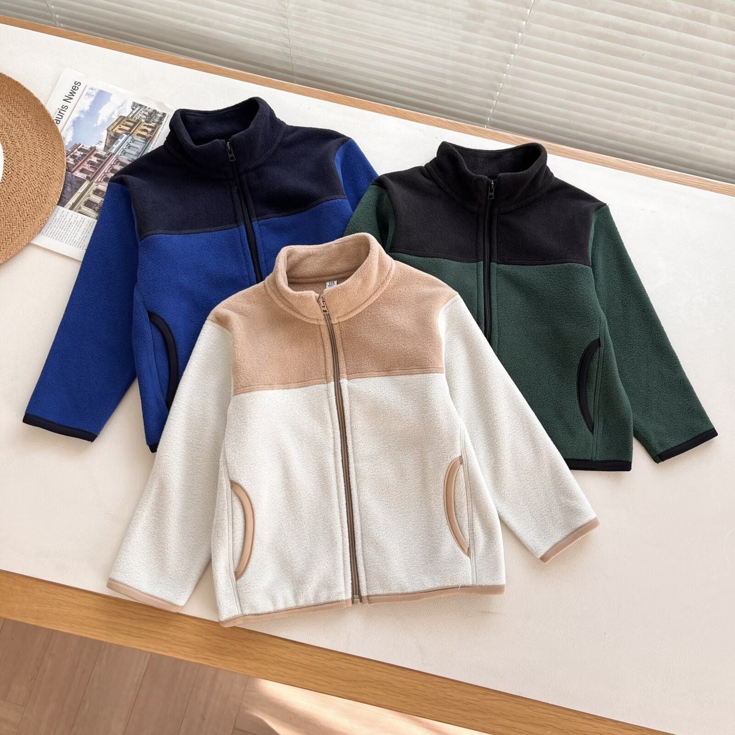 Damen Fleecejacke Hochkragen Reißverschlusstaschen Schwarz Eveloria - Eveloria