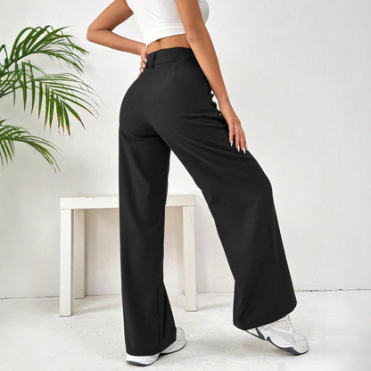 Damenweite Hose mit hohem Bund und Knöpfen
