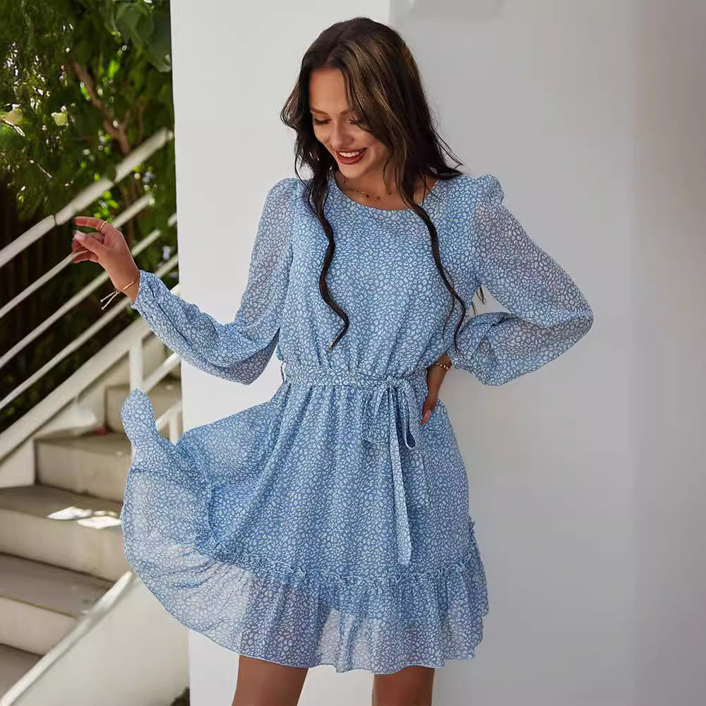 Damen Minikleid Luftig Rüschendetails Bindegürtel Eveloria