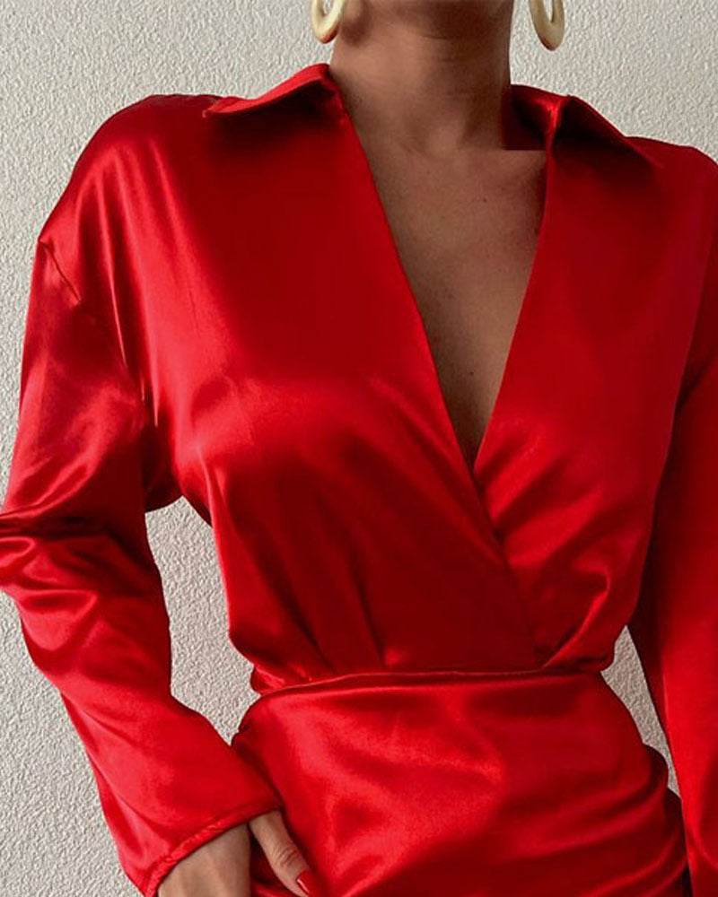 Damen Mini-Kleid V-Ausschnitt Raffung Eveloria