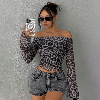 Damen Off-Shoulder Leoprint mit Flammärmeln