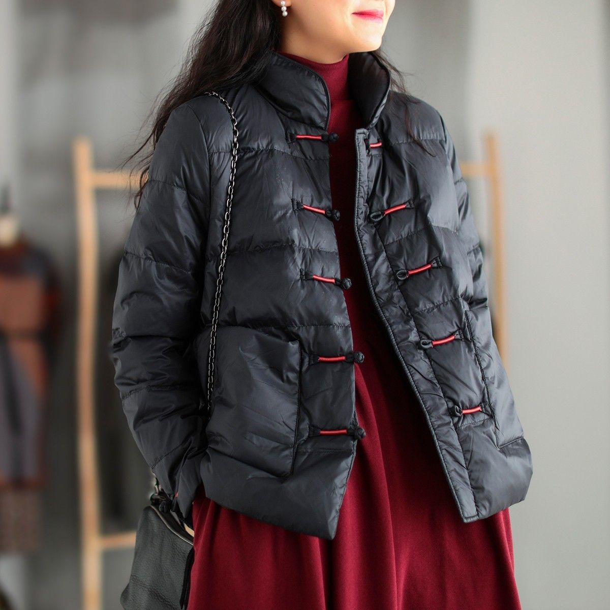 Damen Leichte Steppjacke Stehkragen Praktische Taschen
