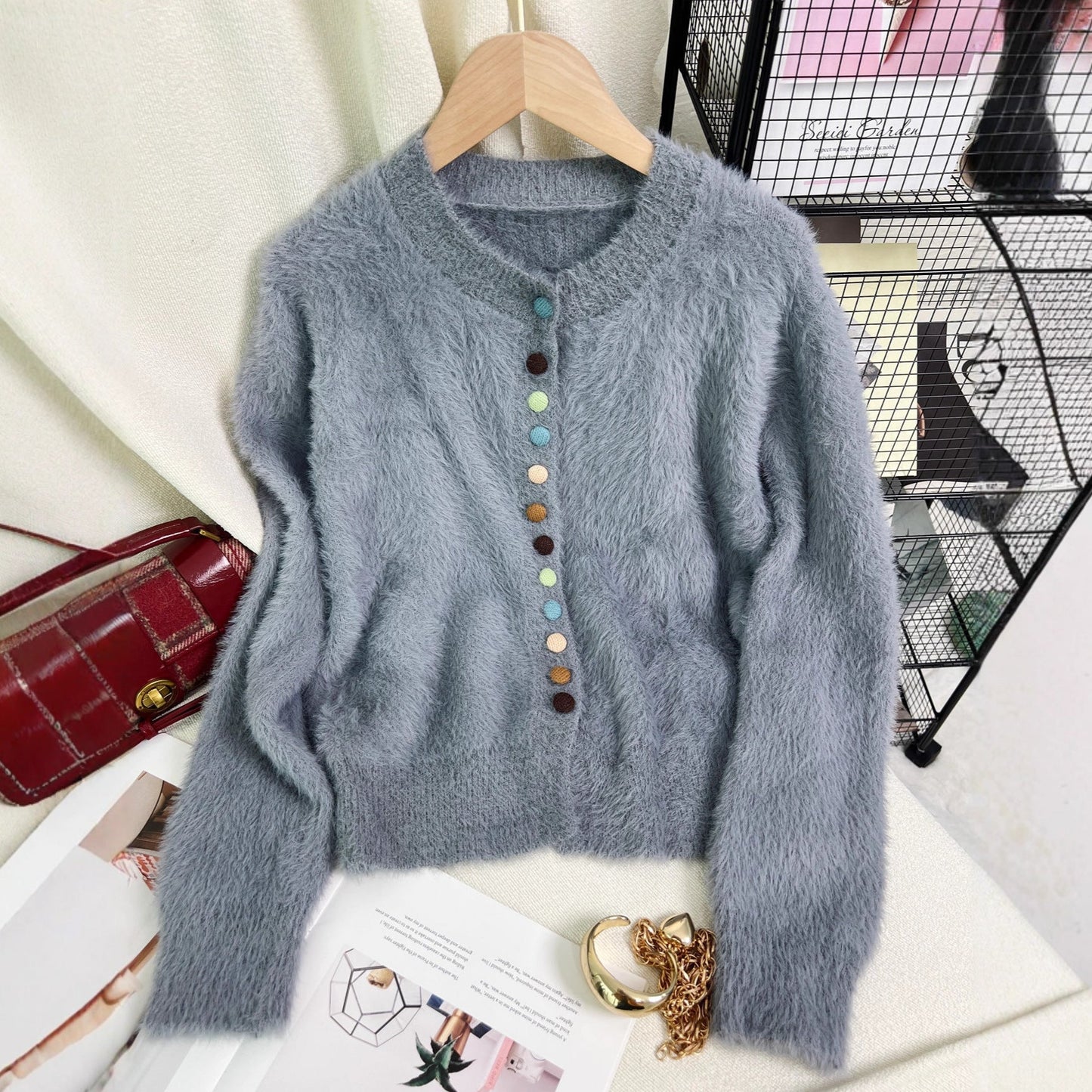 Damen Strickjacke Flauschig Bunt Geschnitten Eveloria