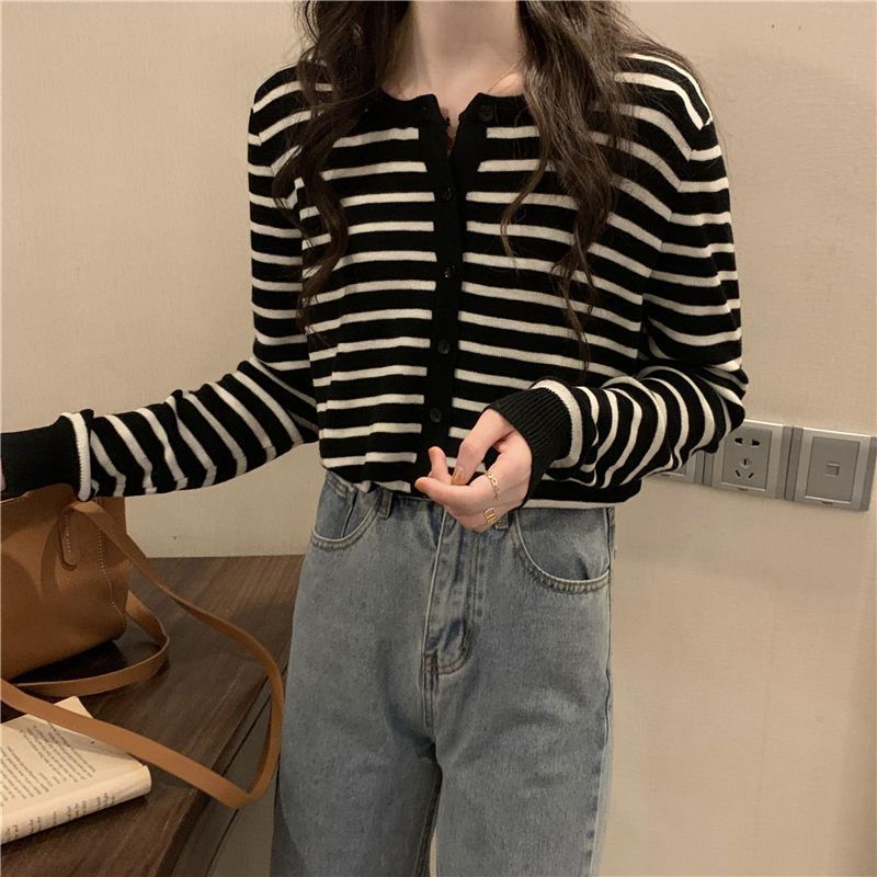 Damen Strickpullover Langärmlig Knopfverschluss Eveloria