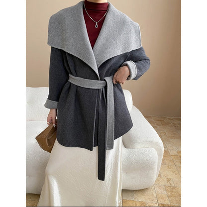 Damen Wolljacke mit breitem Revers und Bindegürtel Schwarz Eveloria - Eveloria