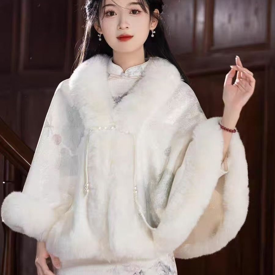 Damen Kuscheljacke mit Fellkragen Eveloria