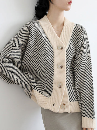 Damen Strickjacke Chevron-Muster Elegante Knöpfe Beige