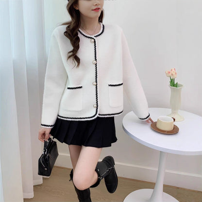 Damen Strickjacke mit Knöpfen und Taschen Schwarz Eveloria - Eveloria