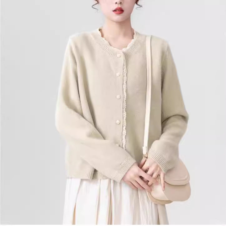 Damen Strickjacke Spitze Perlenknöpfe Eveloria
