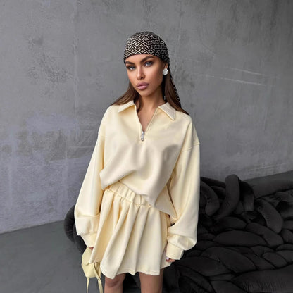 Damen Sweatshirt mit Reißverschluss und passendem Rock Eveloria