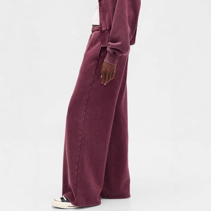 Damen Freizeit-Set mit Kapuzenjacke und Jogginghose Eveloria