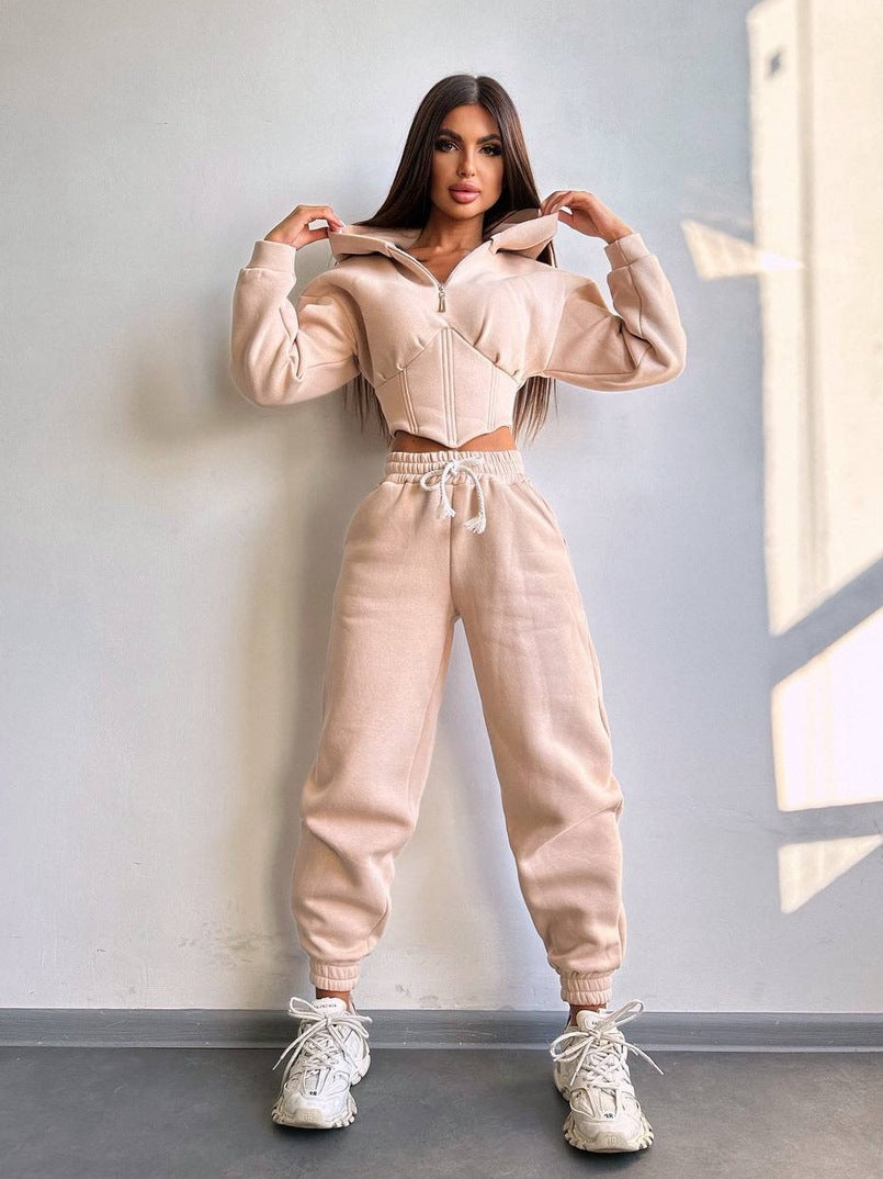 Damen Sportoutfit Cropped Jacke Jogginghosen Eveloria