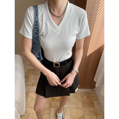 Damen V-Ausschnitt T-Shirt Rippstrick Figurbetont Schwarz Eveloria - Eveloria