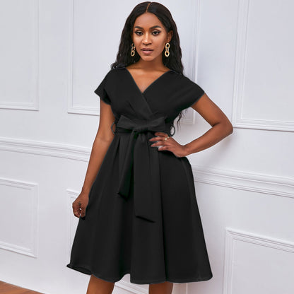 Damen Wickelkleid V-Ausschnitt Gürtel Eveloria