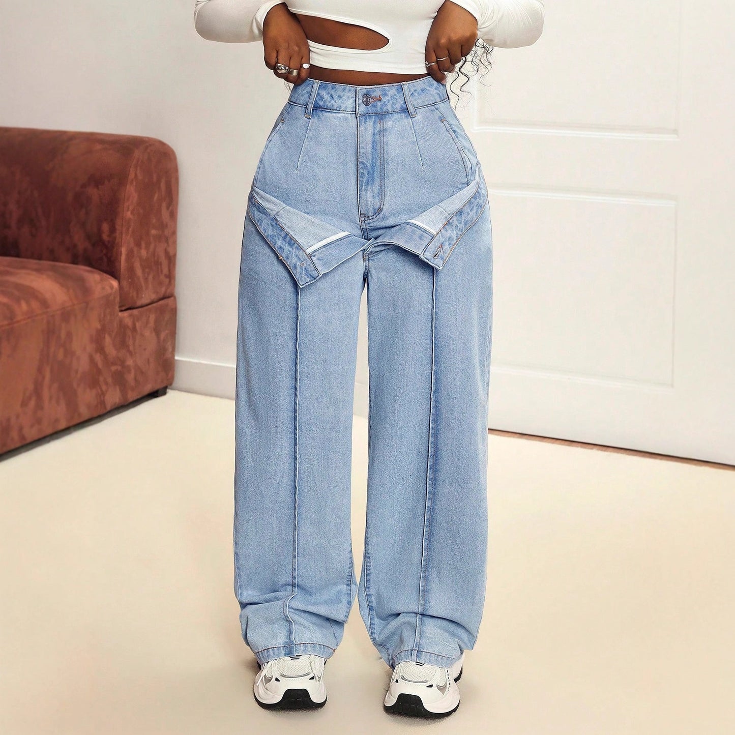 Damen Weite Jeans Asymmetrisch Innovativ Schnitt Eveloria - Eveloria