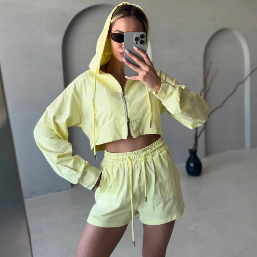 Damen Cropped Kapuzenjacke Shorts Set Eveloria