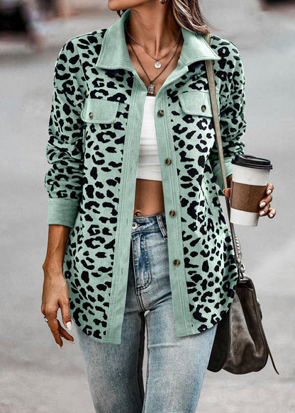 Damen Kordjacke Leo-Print Brusttaschen Eveloria
