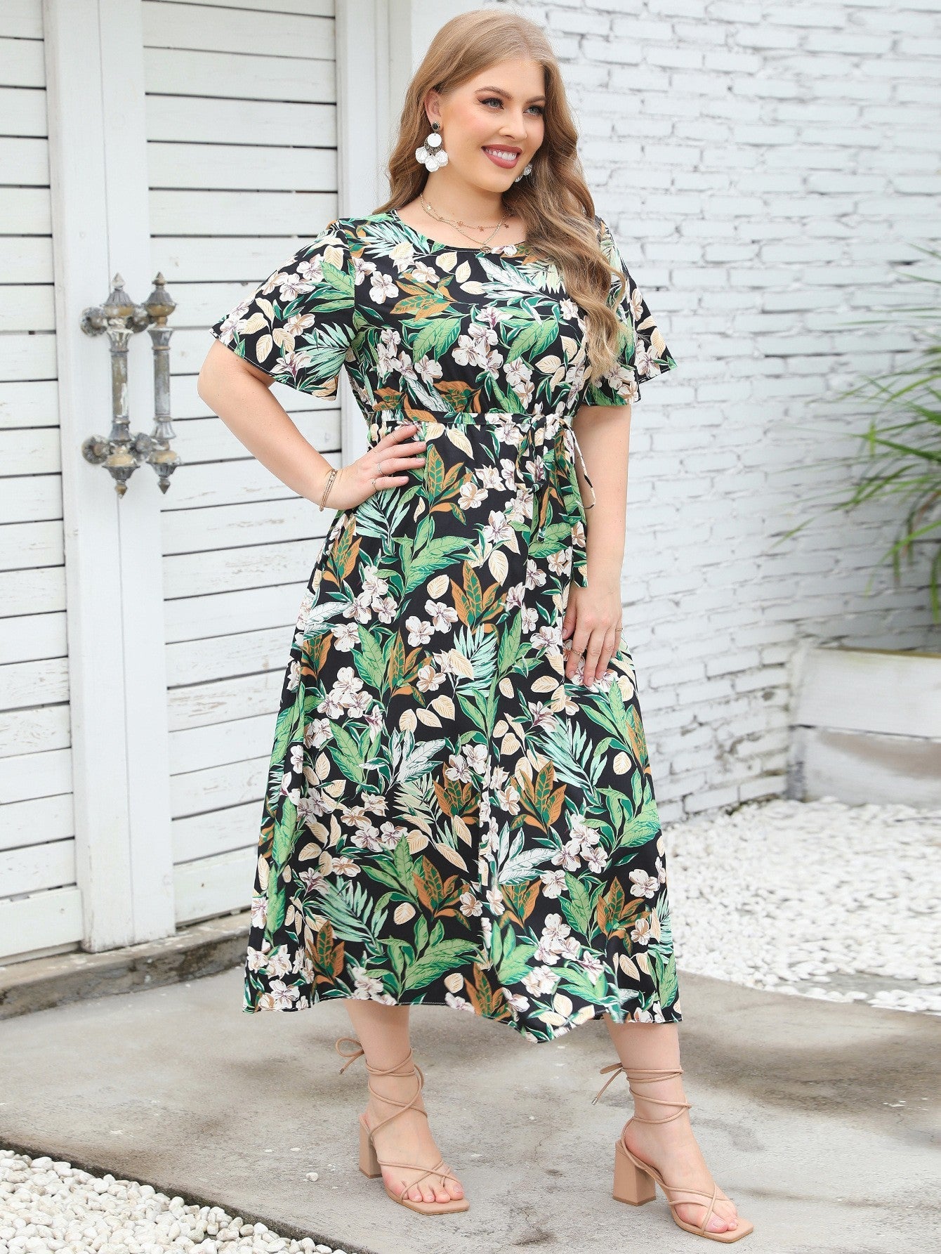 Damen Maxikleid mit Musterung und Band Eveloria