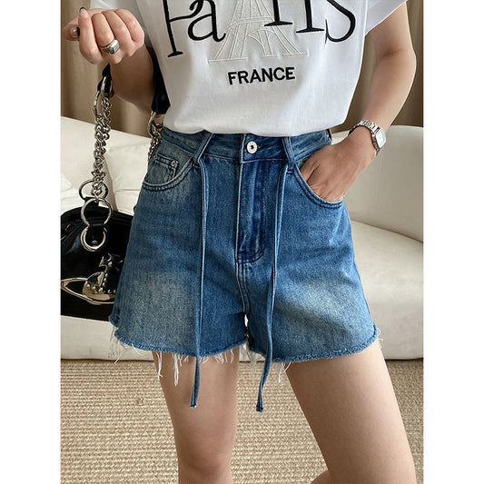 Damen Highwaist Jeansshorts Dekoratives Schnürdetail Fransiger Saum - Eveloria