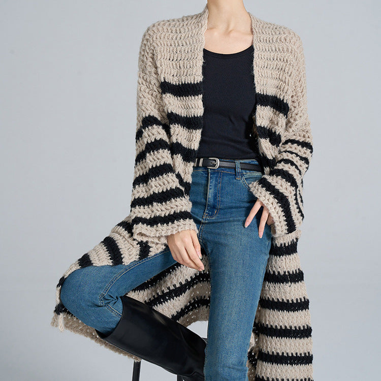 Damen Strickjacke mit breiten Streifen und Taschen - Eveloria