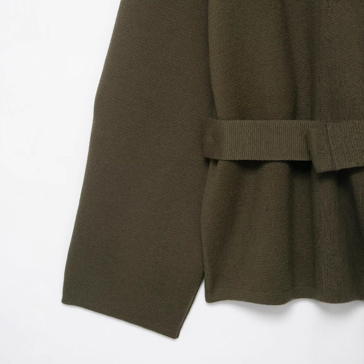 Damen Strickjacke mit Taillengürtel und Knöpfen Beige