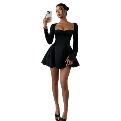 Damen Minikleid Volant V-Ausschnitt Eveloria