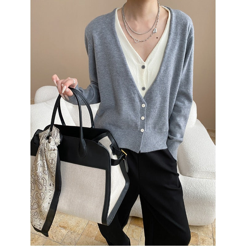 Damen Strickcardigan V-Ausschnitt Knopfleiste Kuschelig Grau Eveloria
