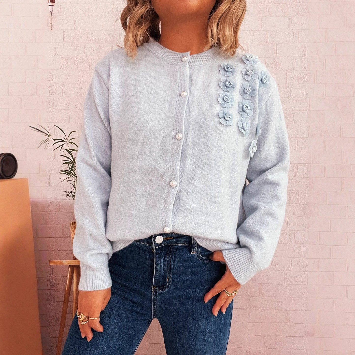 Damen Strickjacke Florale Applikationen Knöpfe Beige