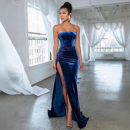 Damen Abendkleid Tailliert Hochgeschlitzt Eveloria - Eveloria