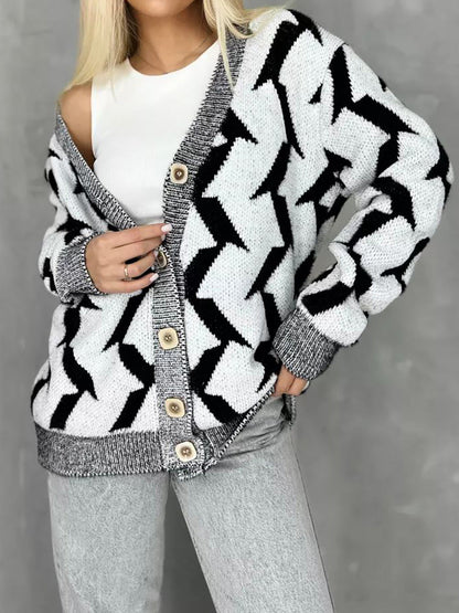Damen Strickjacke Modernes Blitzenmuster Eveloria